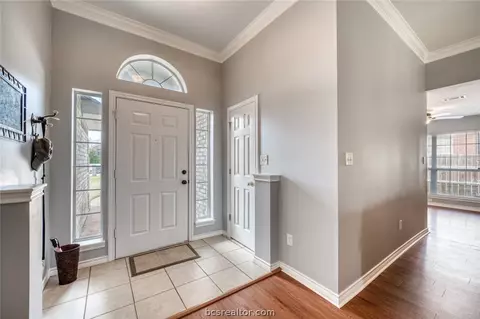 2313 E Mercers Lndg, Bryan, TX 77808 photo 4