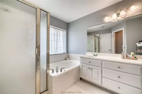 2313 E Mercers Lndg, Bryan, TX 77808 photo 15