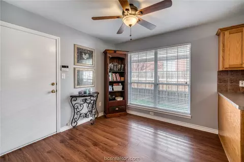 2313 E Mercers Lndg, Bryan, TX 77808 photo 12