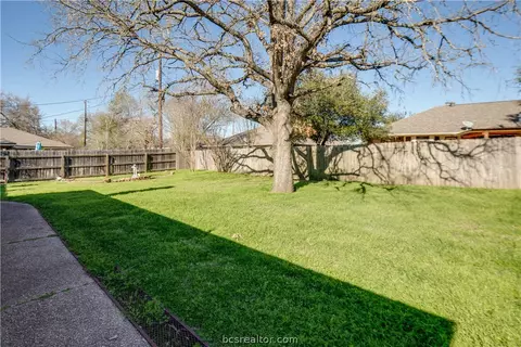 4417 Warwick Ln, Bryan, TX 77802 photo 21