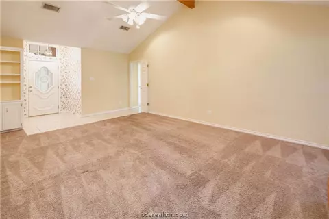4417 Warwick Ln, Bryan, TX 77802 photo 5