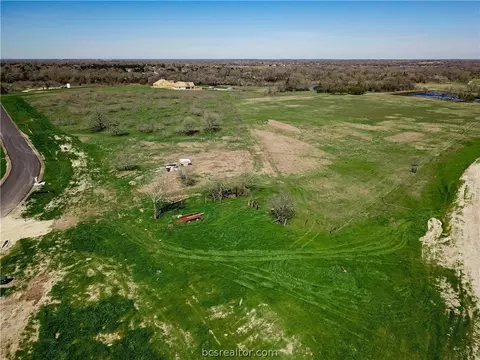 7813 Stiteler Dr, Bryan, TX 77808 photo 15