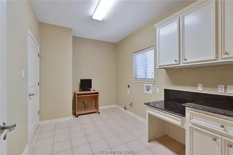 3309 Broadmoor Dr, Bryan, TX 77802 photo 11