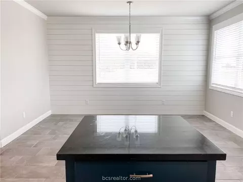4056 Golden Eagle Dr, Bryan, TX 77808 photo 4