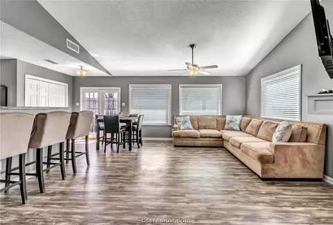 4205 Cheyenne, Bryan, TX 77802 photo 6