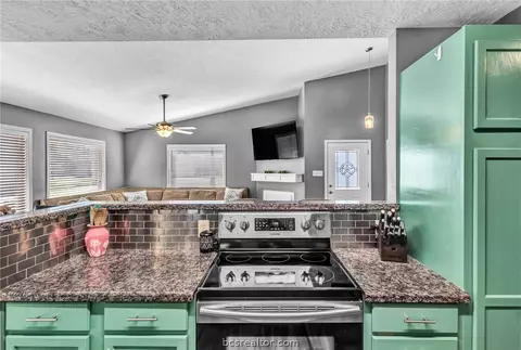 4205 Cheyenne, Bryan, TX 77802 photo 13