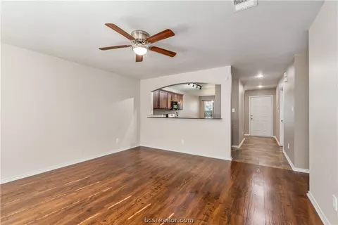 2111 Forge Hill Rd, Bryan, TX 77801 photo 7