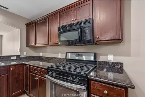 2111 Forge Hill Rd, Bryan, TX 77801 photo 10