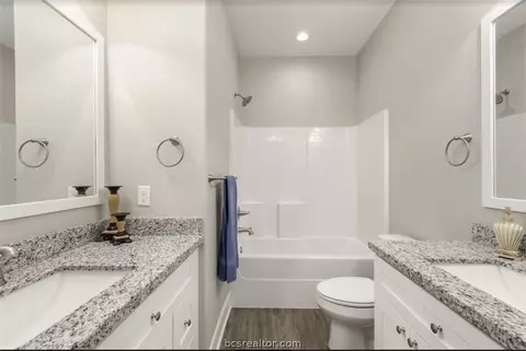 3647 Elaine Dr, Bryan, TX 77803 photo 14