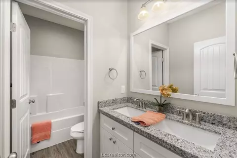 3647 Elaine Dr, Bryan, TX 77803 photo 20