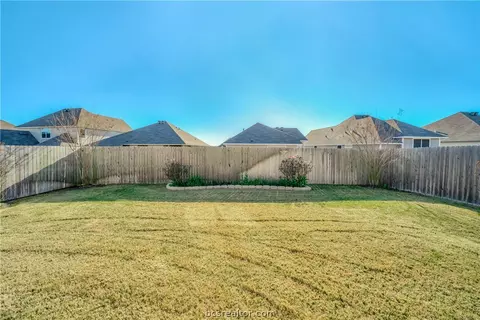 2137 Dumfries Dr, Bryan, TX 77807 photo 15