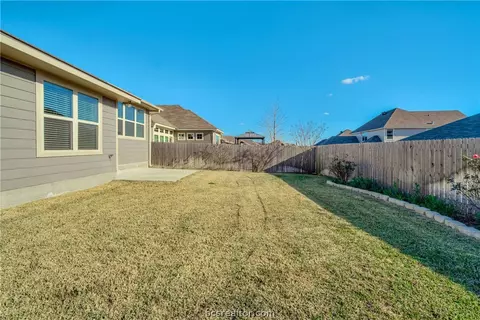 2137 Dumfries Dr, Bryan, TX 77807 photo 14