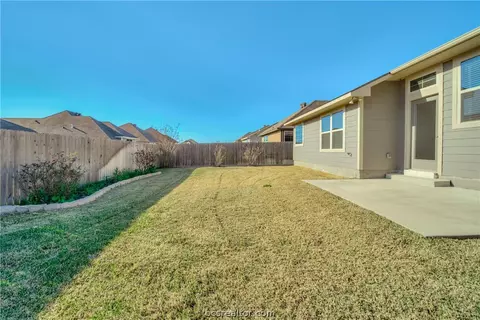 2137 Dumfries Dr, Bryan, TX 77807 photo 11