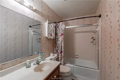 2307 Windsor Dr, Bryan, TX 77802 photo 13
