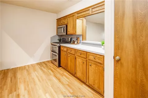 4115 Willow Oak St, Bryan, TX 77802 photo 7