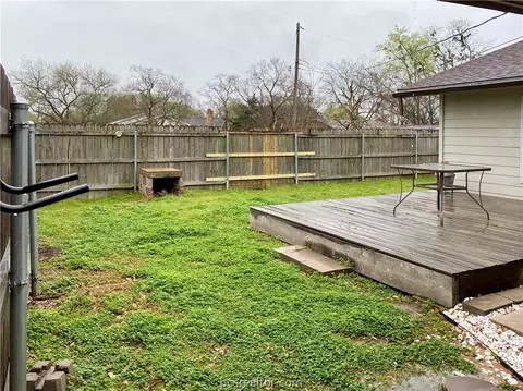 1901 Carroll, Bryan, TX 77803 photo 21