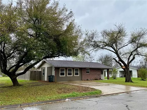 1901 Carroll, Bryan, TX 77803 photo 1