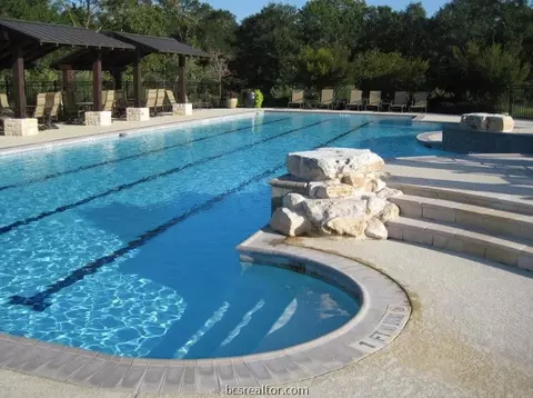 2809 Persimmon Ridge Ct, Bryan, TX 77807 photo 9