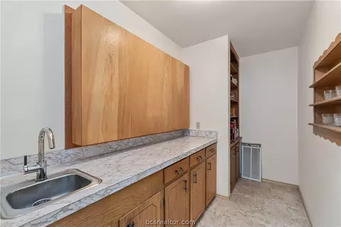 2610 Melba, Bryan, TX 77802 photo 19