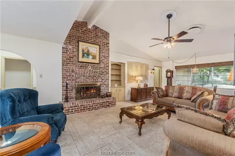 2610 Melba, Bryan, TX 77802 photo 7