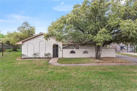 2610 Melba, Bryan, TX 77802 photo 1