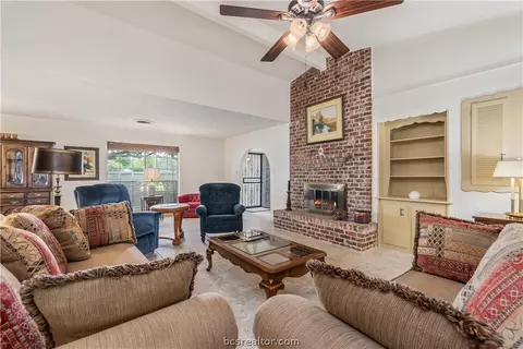 2610 Melba, Bryan, TX 77802 photo 6