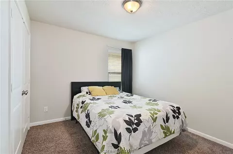 2022 Shimla Dr, Bryan, TX 77807 photo 11
