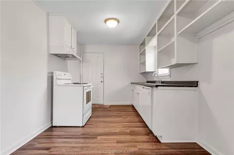 1303 E 25th St, Bryan, TX 77803 photo 9