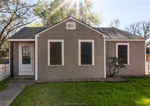 1303 E 25th St, Bryan, TX 77803 photo 2