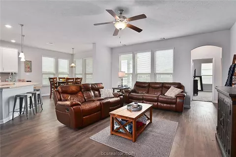 2014 Polmont Dr, Bryan, TX 77807 photo 10