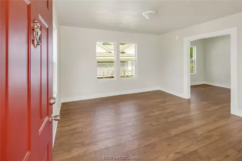 2219 Echols St, Bryan, TX 77801 photo 3
