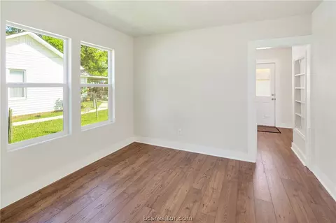 2219 Echols St, Bryan, TX 77801 photo 7