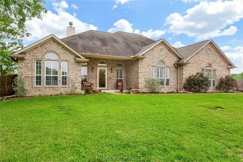 3801 Williams Bnd, Bryan, TX 77808 photo 3