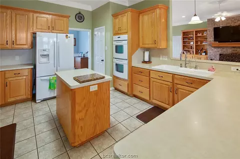 3801 Williams Bnd, Bryan, TX 77808 photo 15