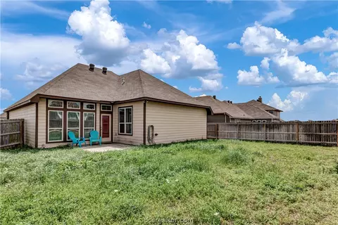 2000 Stubbs Dr, Bryan, TX 77807 photo 24