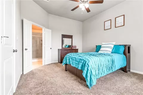 2000 Stubbs Dr, Bryan, TX 77807 photo 15