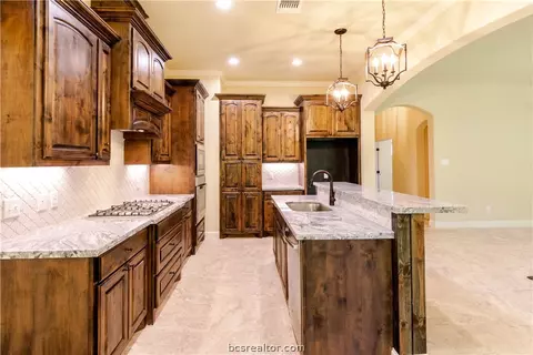 2000 Lexi Ln, Bryan, TX 77807 photo 12