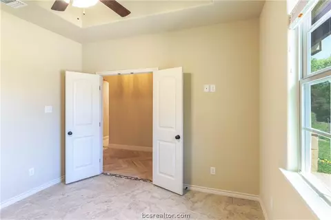 2000 Lexi Ln, Bryan, TX 77807 photo 5