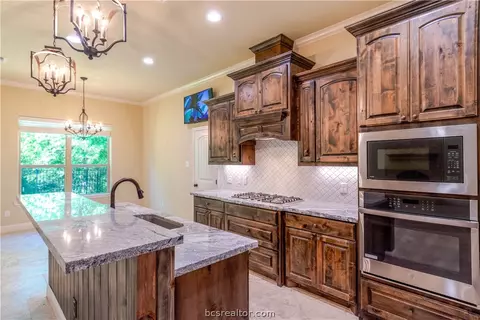 2000 Lexi Ln, Bryan, TX 77807 photo 15