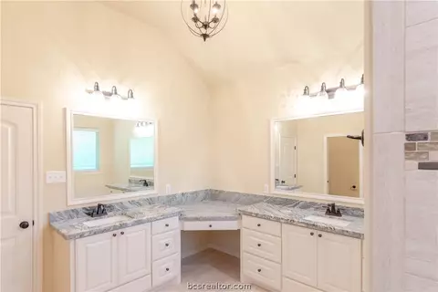 2000 Lexi Ln, Bryan, TX 77807 photo 35