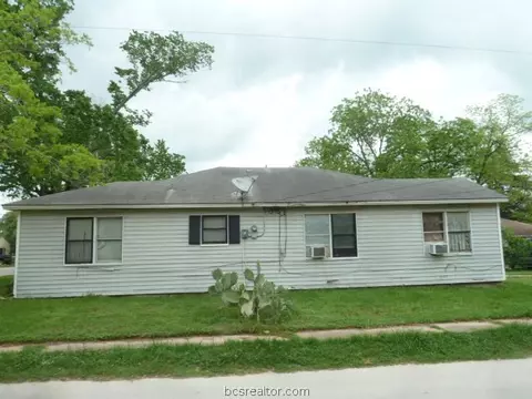 1500 Baker Ave, Bryan, TX 77803 photo 3