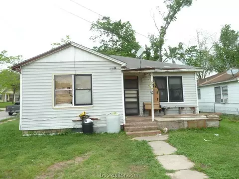 1500 Baker Ave, Bryan, TX 77803 photo 4