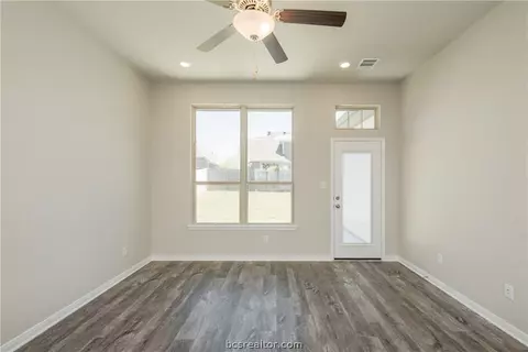2112 Markley Dr, Bryan, TX 77807 photo 31