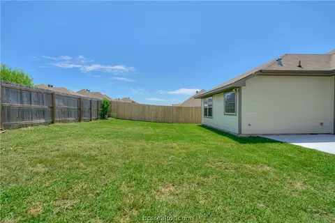 2112 Markley Dr, Bryan, TX 77807 photo 7