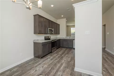 2112 Markley Dr, Bryan, TX 77807 photo 16
