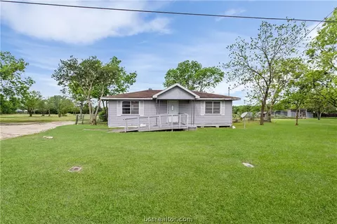 2602 Tabor Rd, Bryan, TX 77803 photo 1
