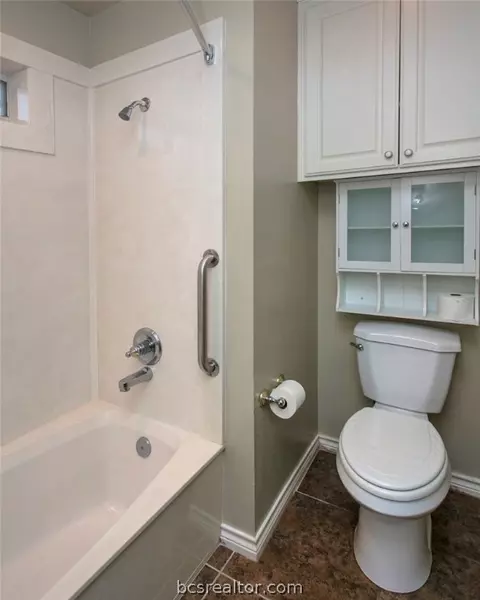 3927 Park Hurst Dr, Bryan, TX 77802 photo 26