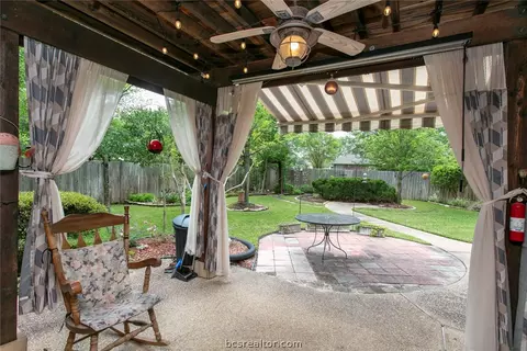 3927 Park Hurst Dr, Bryan, TX 77802 photo 31