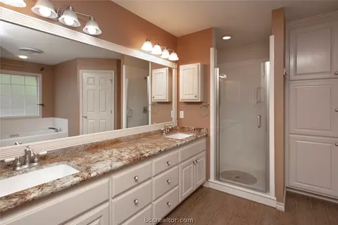 3927 Park Hurst Dr, Bryan, TX 77802 photo 17
