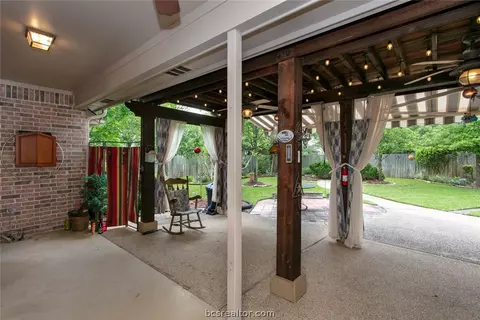 3927 Park Hurst Dr, Bryan, TX 77802 photo 29
